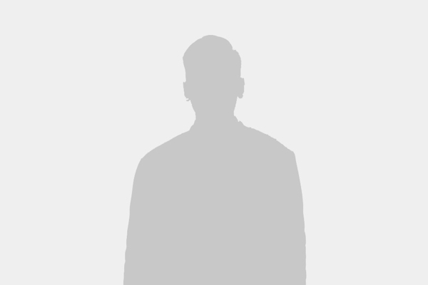 Generic placeholder avatar silhouette, used for Saúl Labajo (CEO & Co-founder).